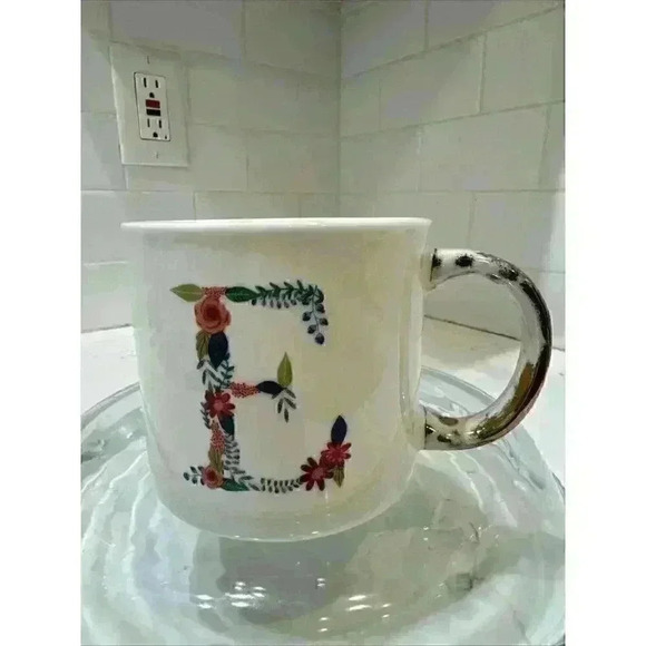 Letter E Elegant Gold Coffee Tea Mug Cup Pre-Owned - Picture 10 of 12